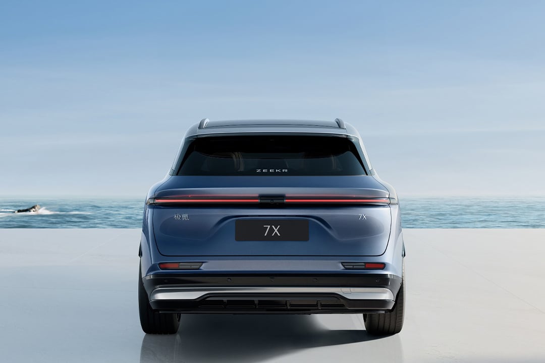 Zeekr frappe fort avec sa nouvelle voiture électrique chinoise qui fait largement mieux que Tesla sur la recharge