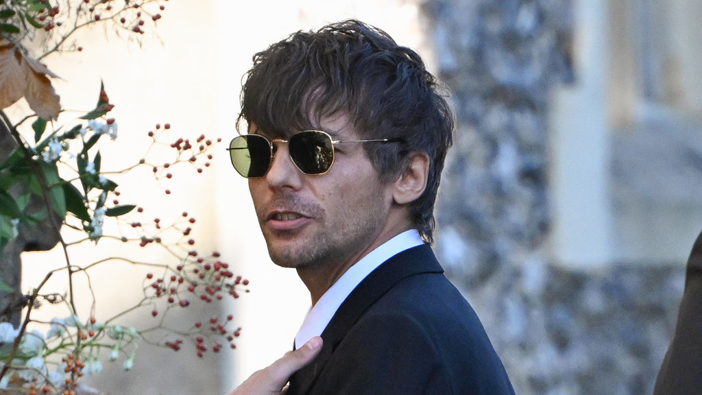 Louis Tomlinson will 'forever despise' Logan Paul over Liam Payne interview