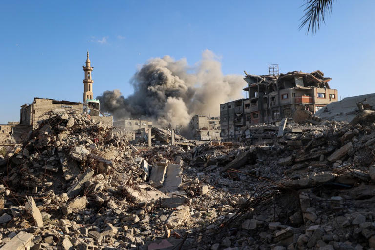 Trump insists cease-fire is holding in Gaza as Kushner, Witkoff slap ...