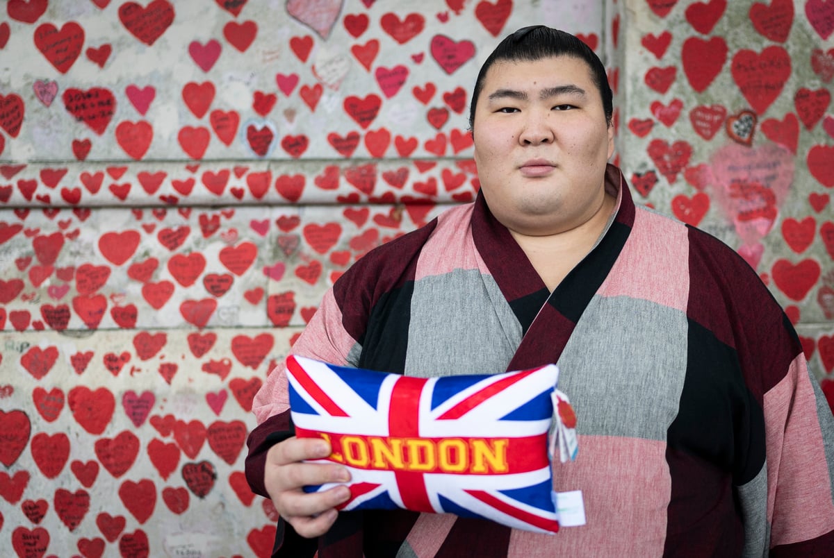 In pictures: How sumo wrestlers won hearts of Londoners during capital ...