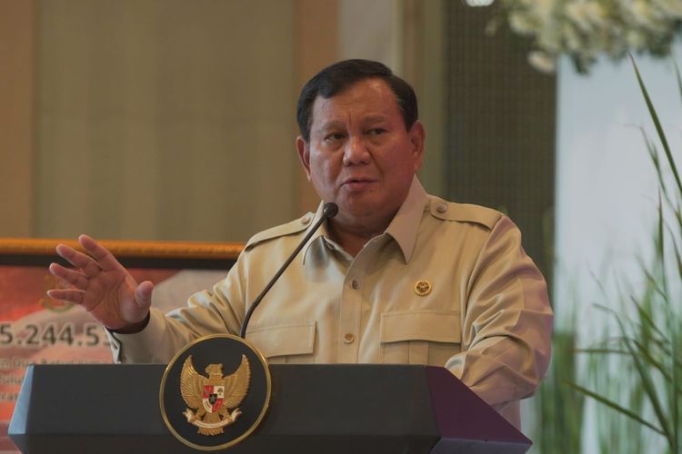 Sidang Kabinet di Istana, Prabowo Apresiasi Kebijakan Inflasi Jokowi
