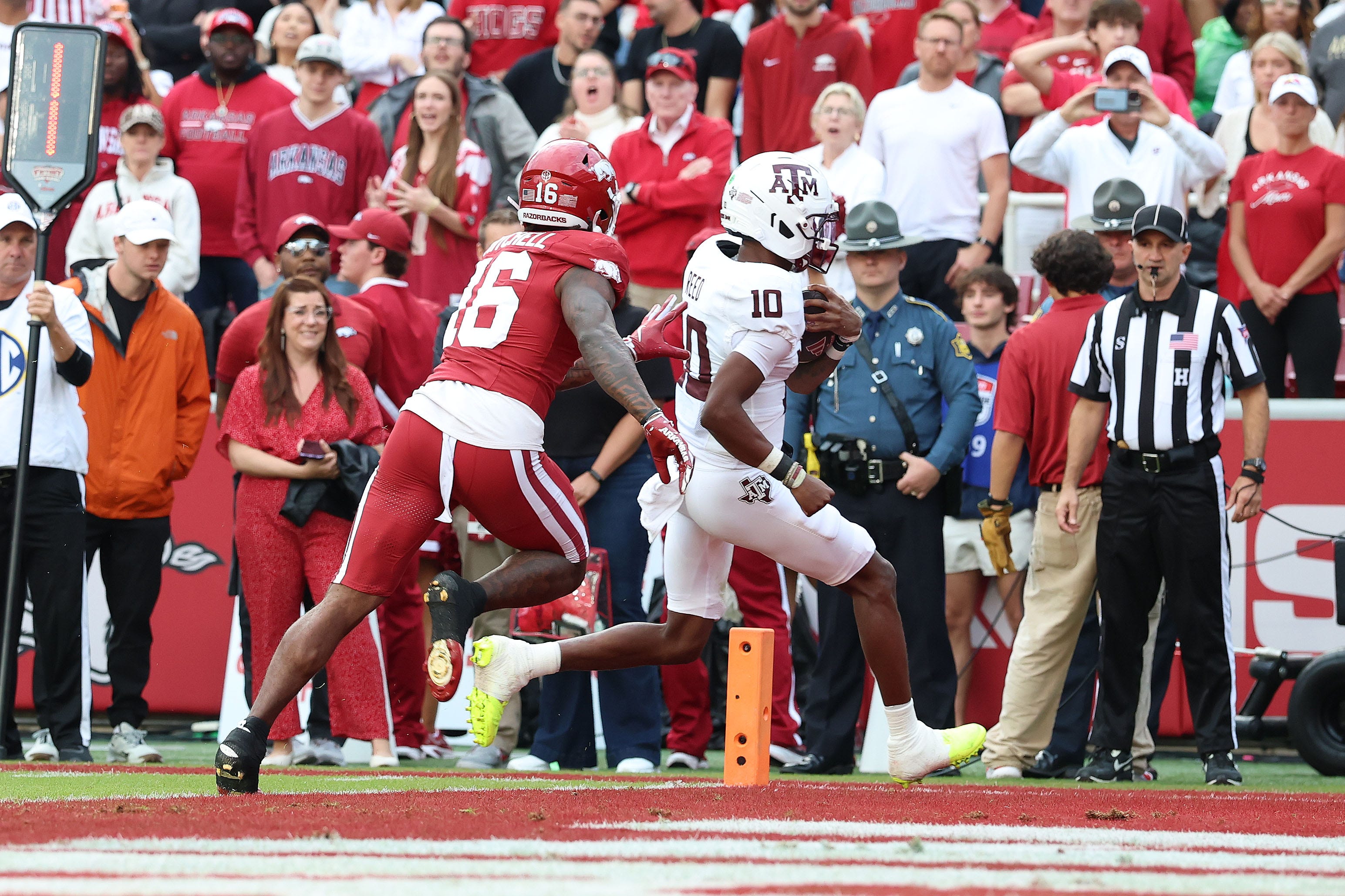 Texas A&M ties scoring record after defeating Arkansas 45-42