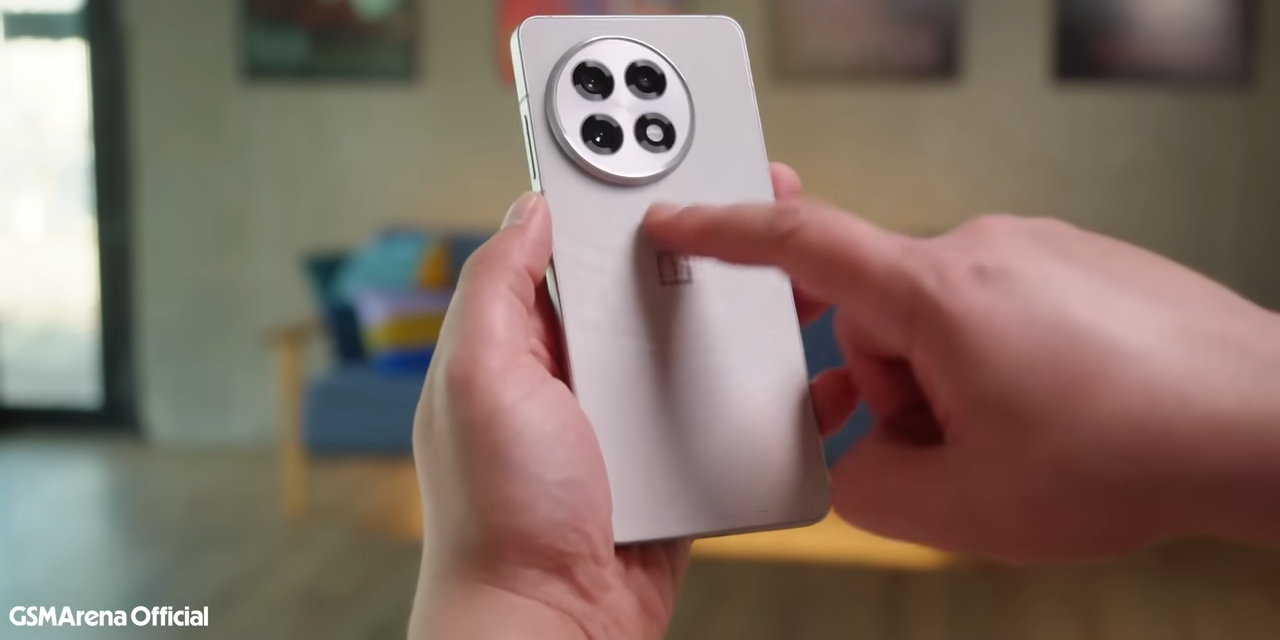 Phones under $700 that outperform flagships
