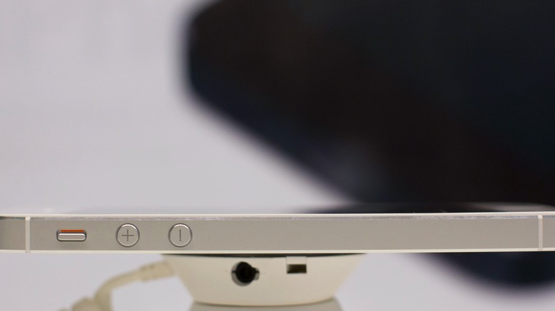 How To Turn Off The Camera Shutter Sound On iPhone