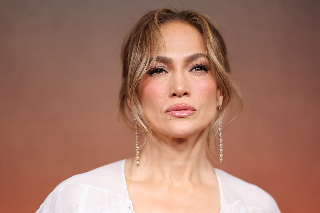 Jennifer Lopez’s ex husband slams star with public accusation