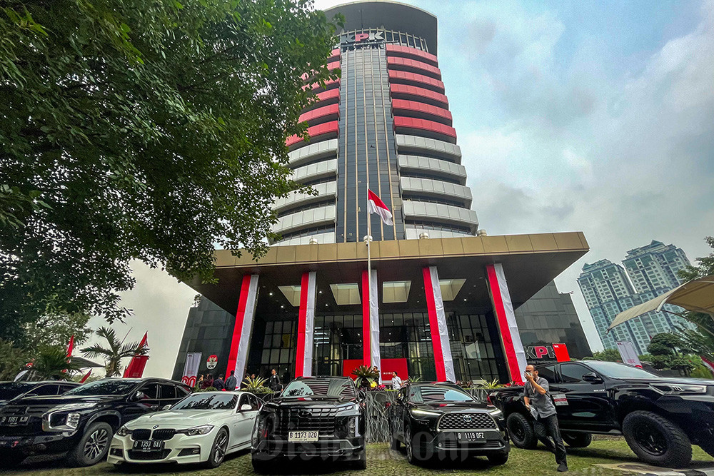 KPK Selidiki Korupsi 5 Juta Paket Bansos Beras 2020