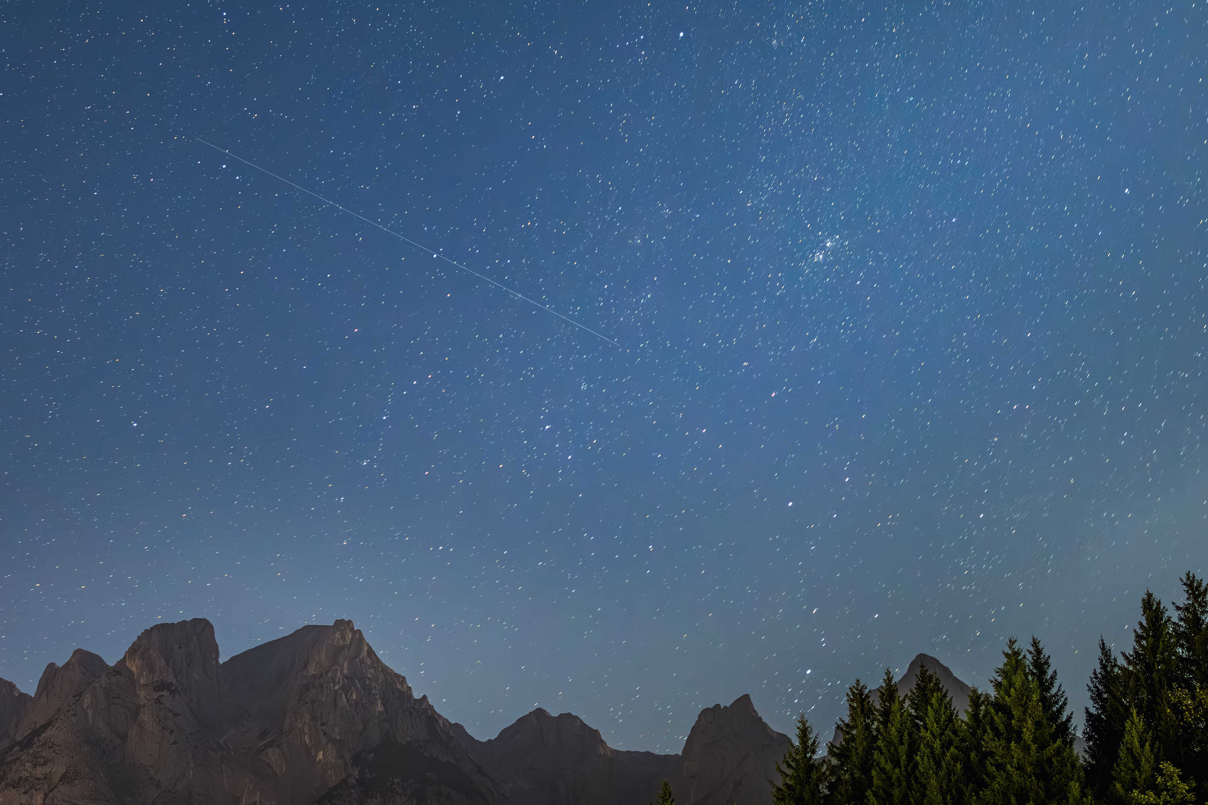 Look up tonight! The Orionid meteor shower is peaking this week