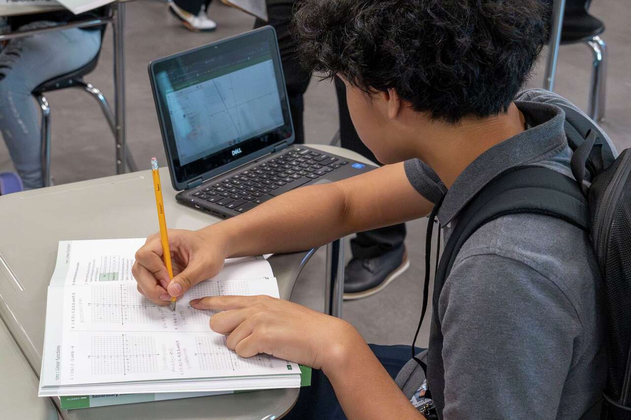 AA1OPLOv Inside Spring ISD's fight to save a high school from takeover