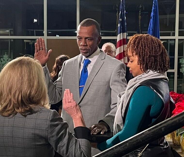 Prince William School Board censures vice chair for ‘unbecoming ...