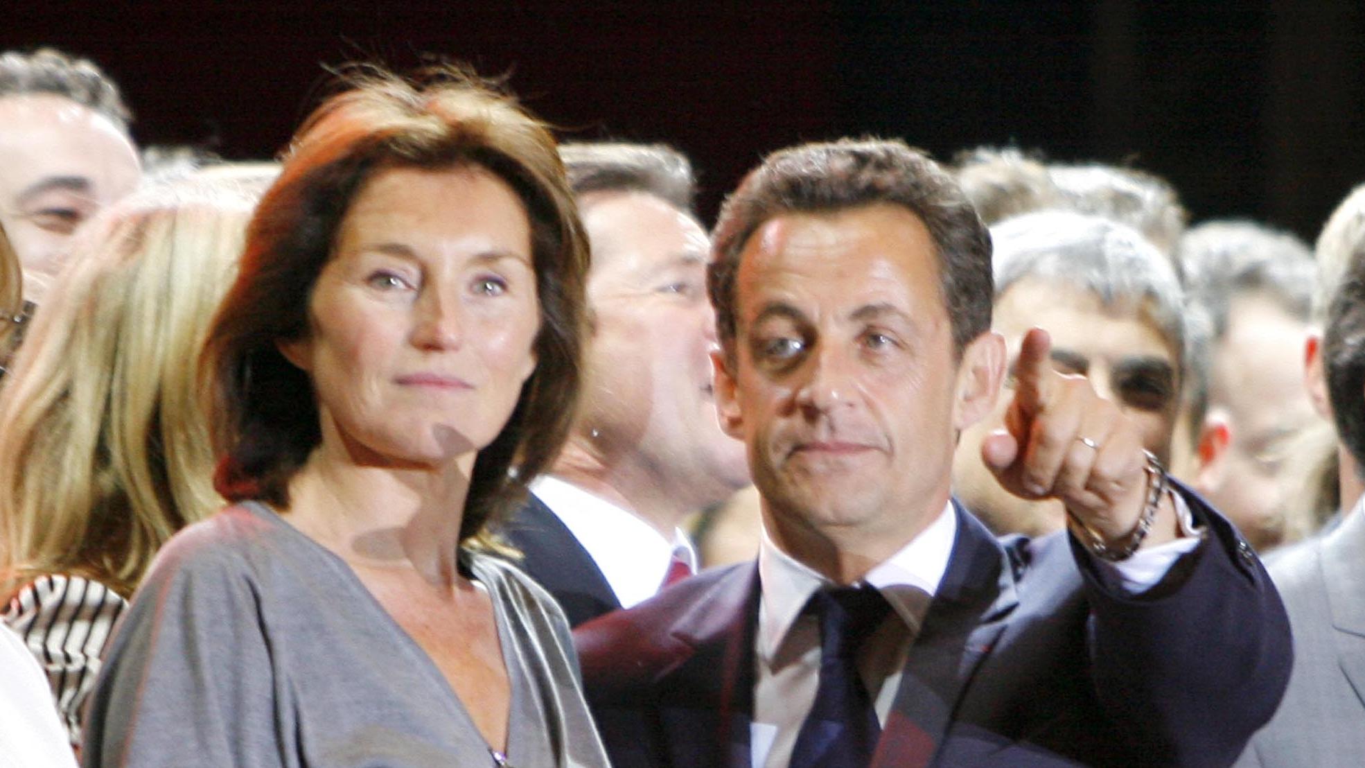 Nicolas Sarkozy en prison, son ex-femme Cécilia “bouleversée et révoltée” : “Il sera injustement privé de liberté”