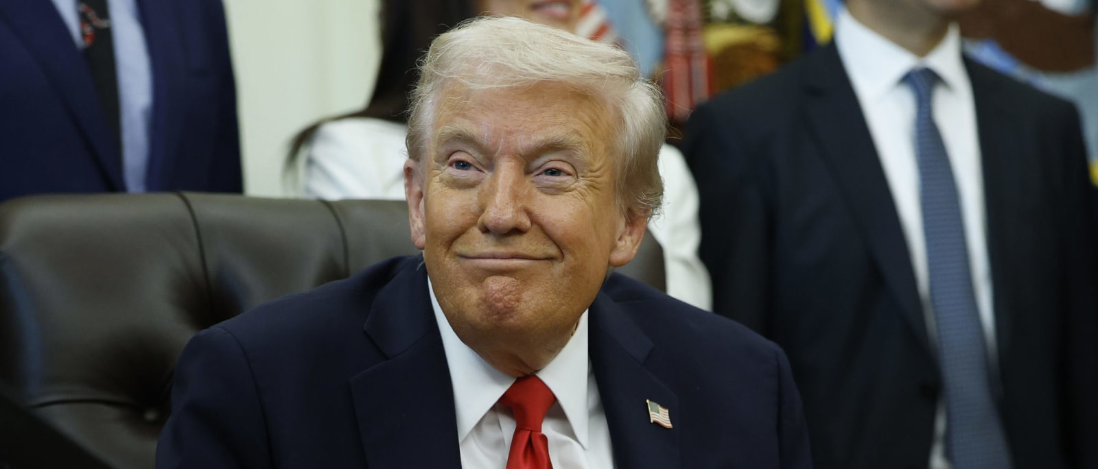 Trump Makes Announcement From White House's Oval Office ©(Photo by Kevin Dietsch/Getty Images)