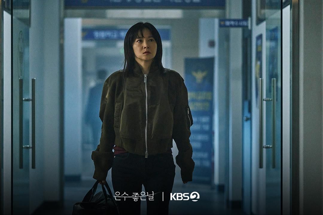 7 Serangan Maut yang Mengancam James-Eun Soo di Walking on Thin Ice