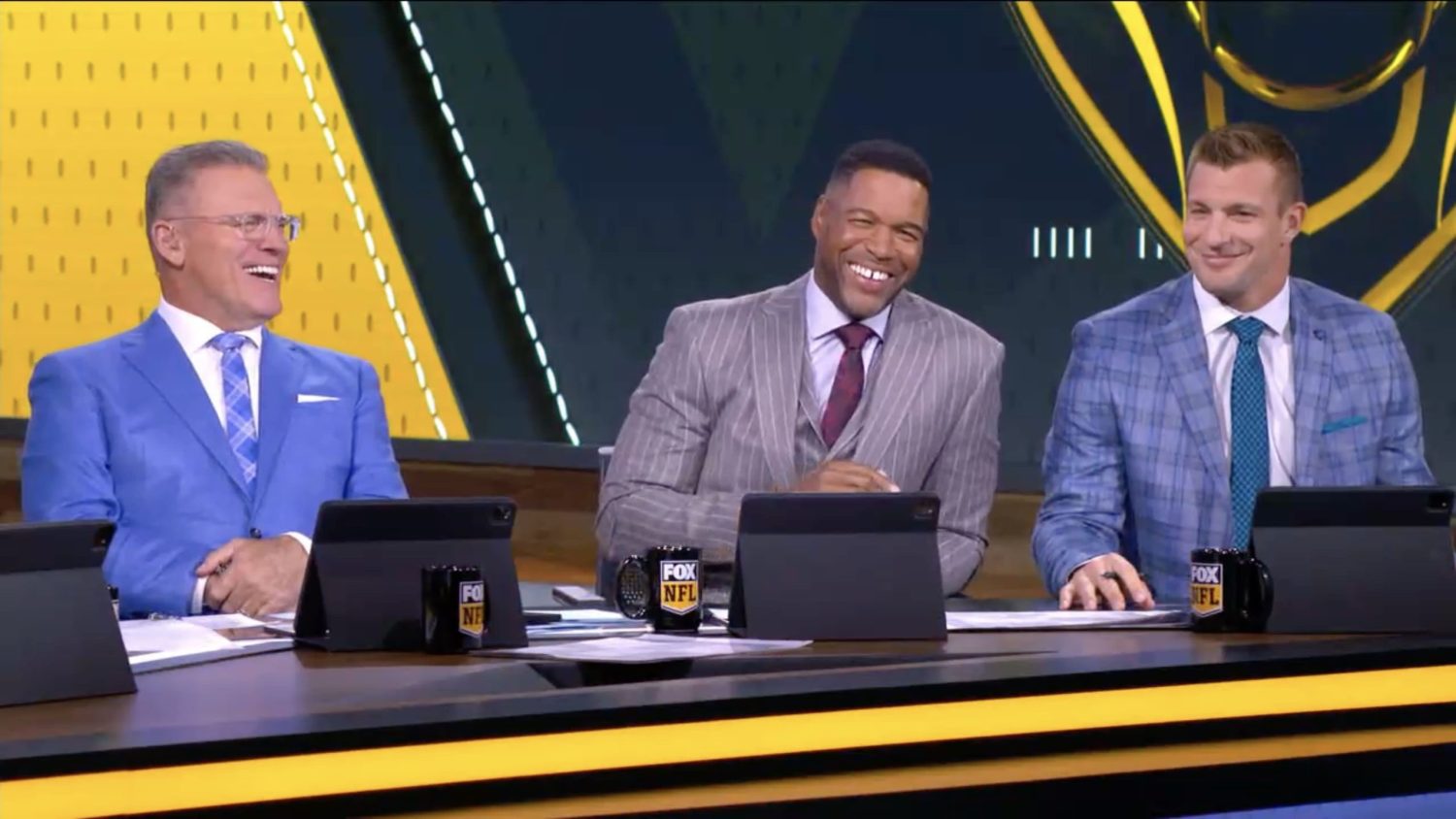 Michael Strahan mocks Terry Bradshaw