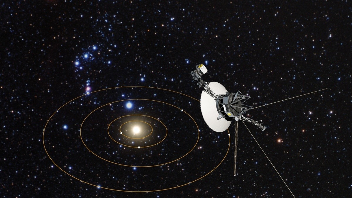 Voyager 1 alcanzará un día luz de distancia de la Tierra y marcará un nuevo  récord en la historia espacial