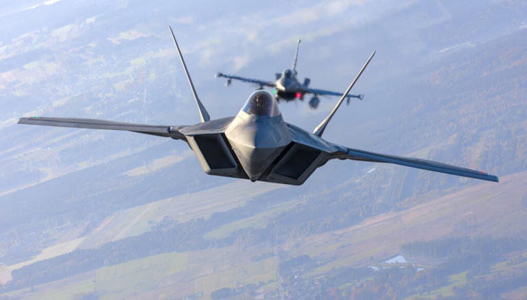 Rusové šetří jako nikdy dřív: Výdaje za potraviny spadly na polovinu