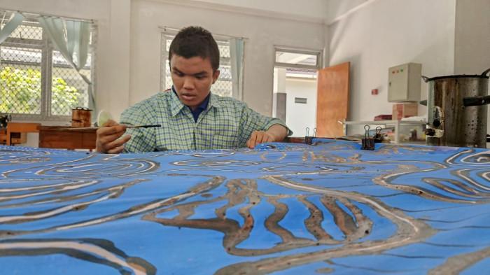 Berbagi Keterampilan Batik untuk Kemandirian Disabilitas