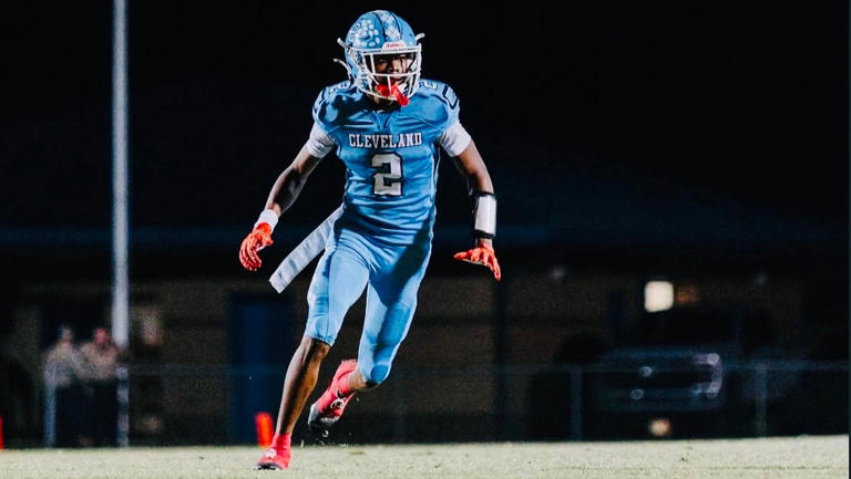 Doctors call Cleveland High School football player who collapsed on ...