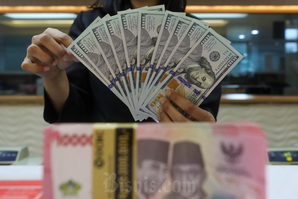 Kurs Dolar Hari Ini: BCA, Mandiri, BRI, BNI 21 Oktober 2025