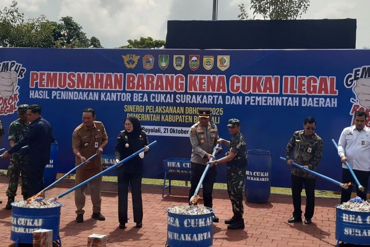 Bea Cukai Solo Hancurkan 12,4 Juta Batang Rokok Ilegal dan Miras Rp 17,9 Miliar di Boyolali