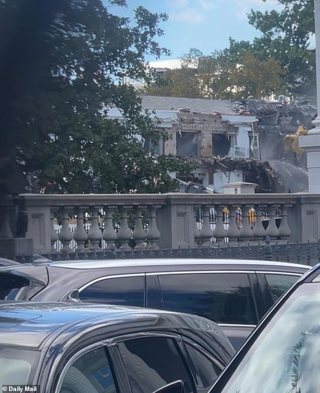 Donald Trump DEMOLISHES part of the White House to make way for his new ...