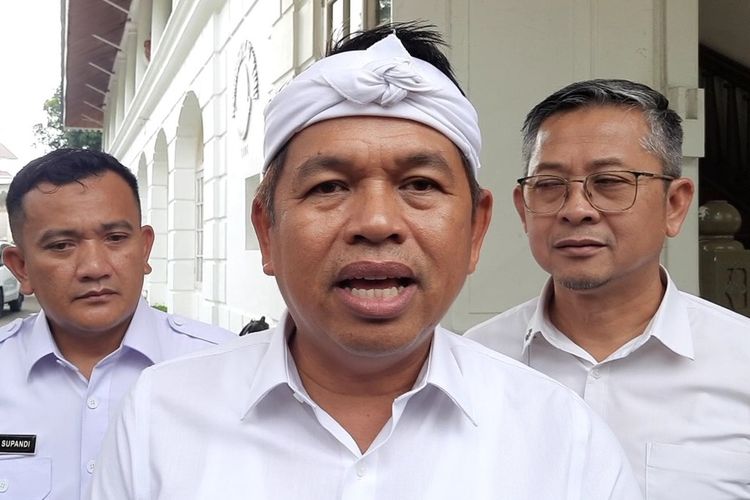 Dedi Mulyadi Ajukan Tantangan untuk Buktikan Rp 4,1 T Dana Pemprov Jabar Terendap di Bank