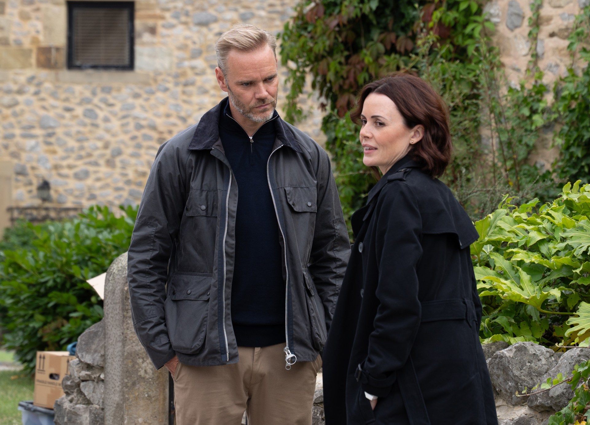 A police officer leaves Ray wary (Picture: ITV)