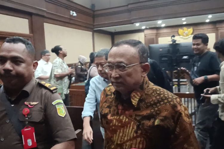 Eks Direktur BUMN Ikuti Permintaan Riza Chalid, Ubah Strategi Perusahaan