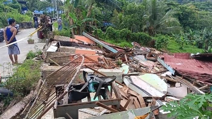 Warga Batu Butok Balikpapan Trauma Rumah Ambrol, Tak Bisa Tidur Saat Hujan