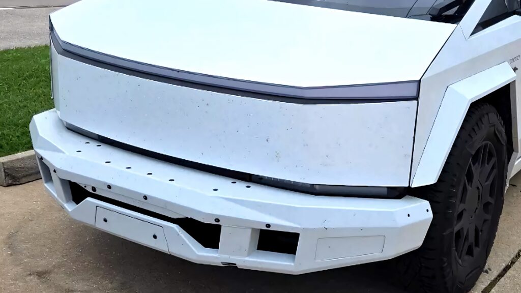 AA1OQymO Is This White Cybertruck a Game Changer?