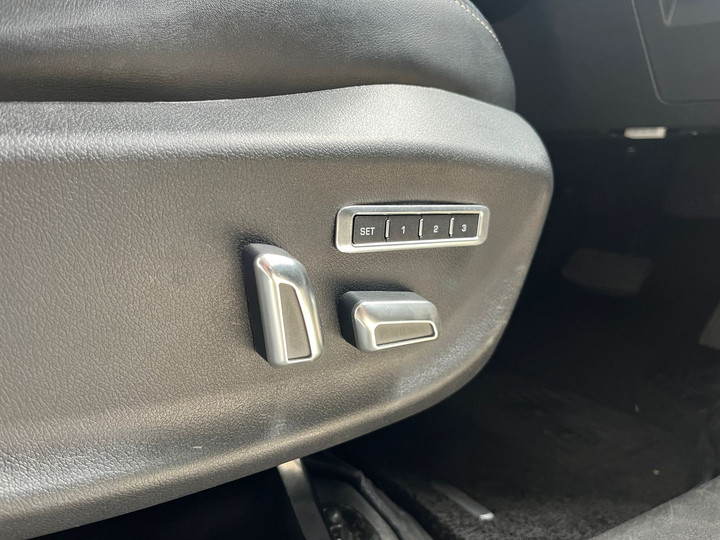 Modifikasi Jok Elektrik, Siapkan Dana Rp4 Juta