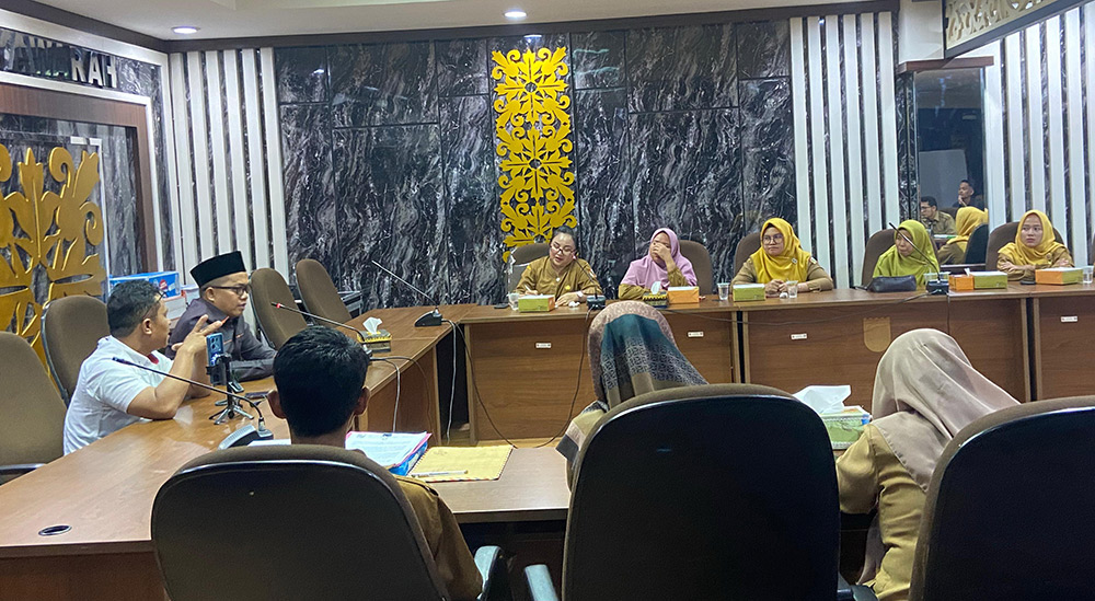 Guru Honorer Non-Database Datangi DPRD Pekanbaru, Keluhkan Nasib di Akhir Tahun