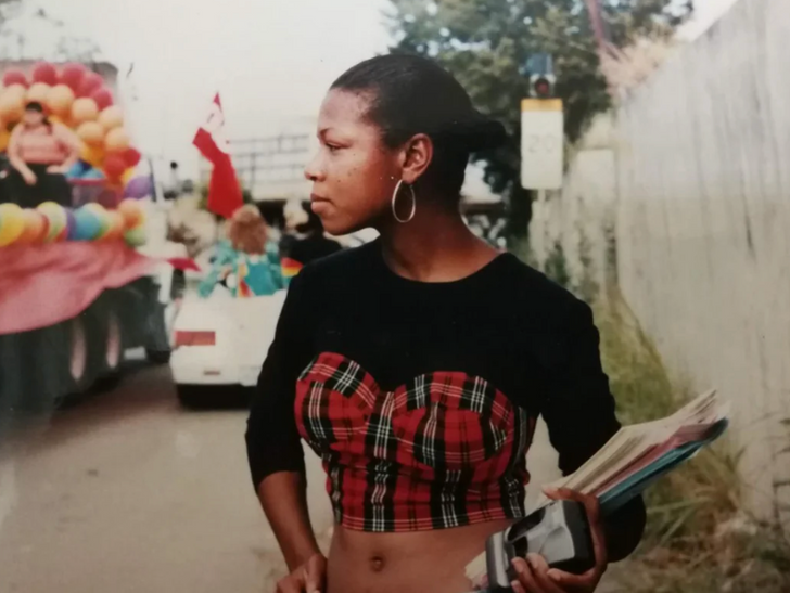 16 People Shared Photos of Their Moms in Their Youth, and We Had to(02)