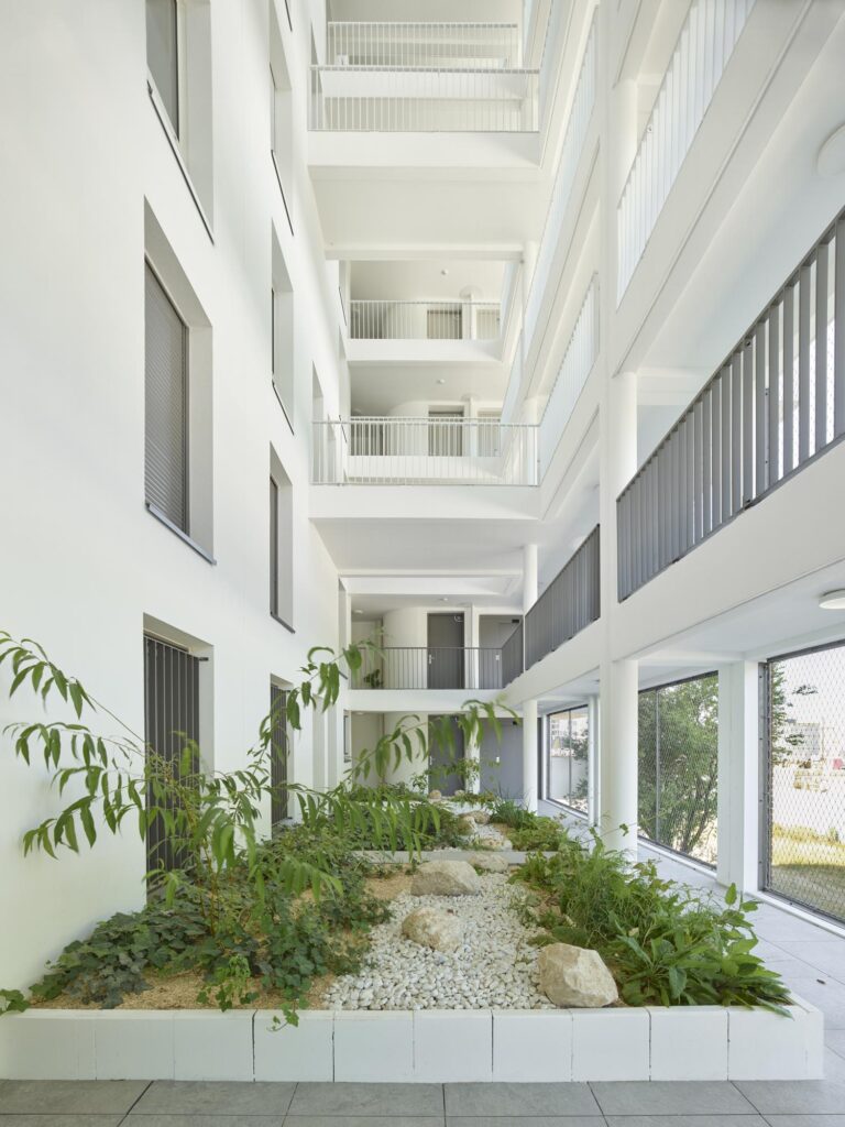 Bukan Apartemen Biasa, Ini Rumah di Langit Toulouse! 7 AA1ORSSs