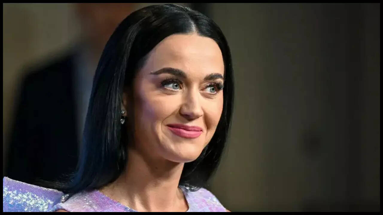 Katy Perry meets children with serious illnesses during her 'Lifetimes
