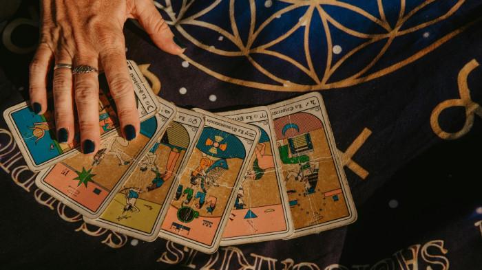 Waktunya Taurus Bangkit, Semangat Tinggi Virgo: Ramalan Zodiak Selasa 21 Oktober 2025