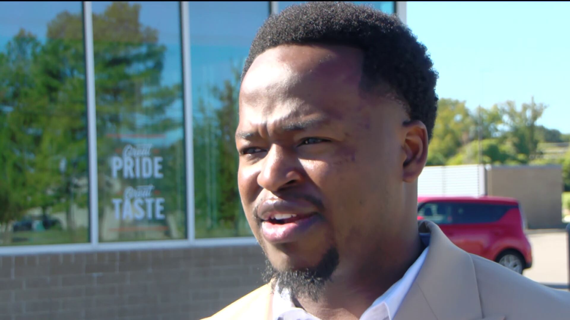 AA1ORhk9 What a Fundraiser! Whataburger Supports Southaven High School Band