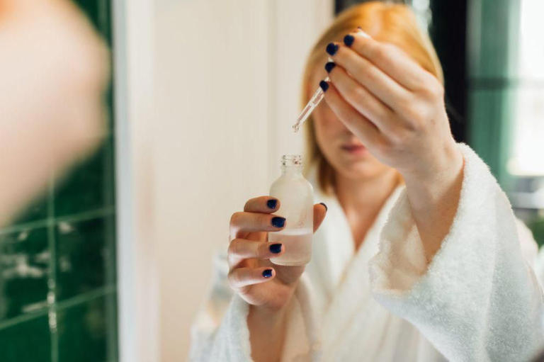 5 cara menghilangkan komedo hitam di hidung tanpa dipencet