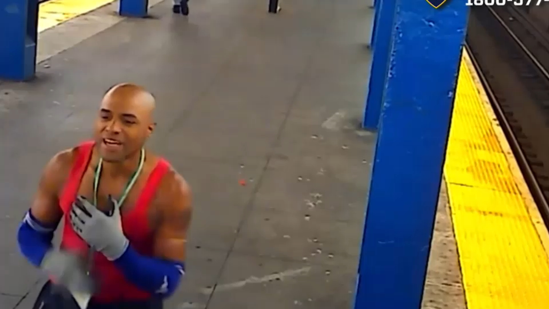 NYPD releases video of suspect wanted for assault, robbery of teen at ...