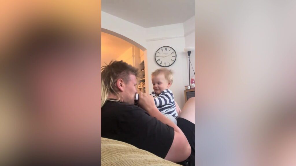 Dad teaches infant son BSL through nursery rhymes