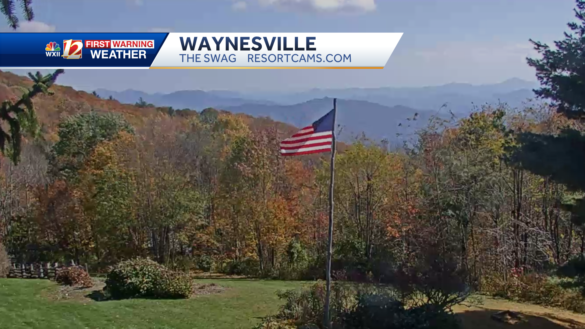 Glowing fall color in the North Carolina Mountains| Traveling on the ...