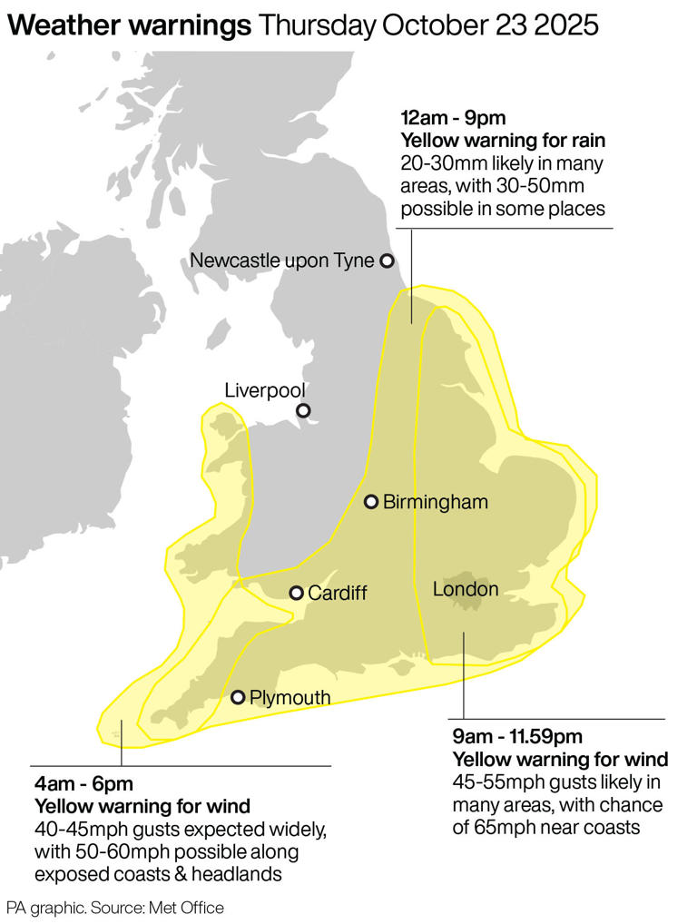 London hit with weather warnings for strong winds and torrential rain