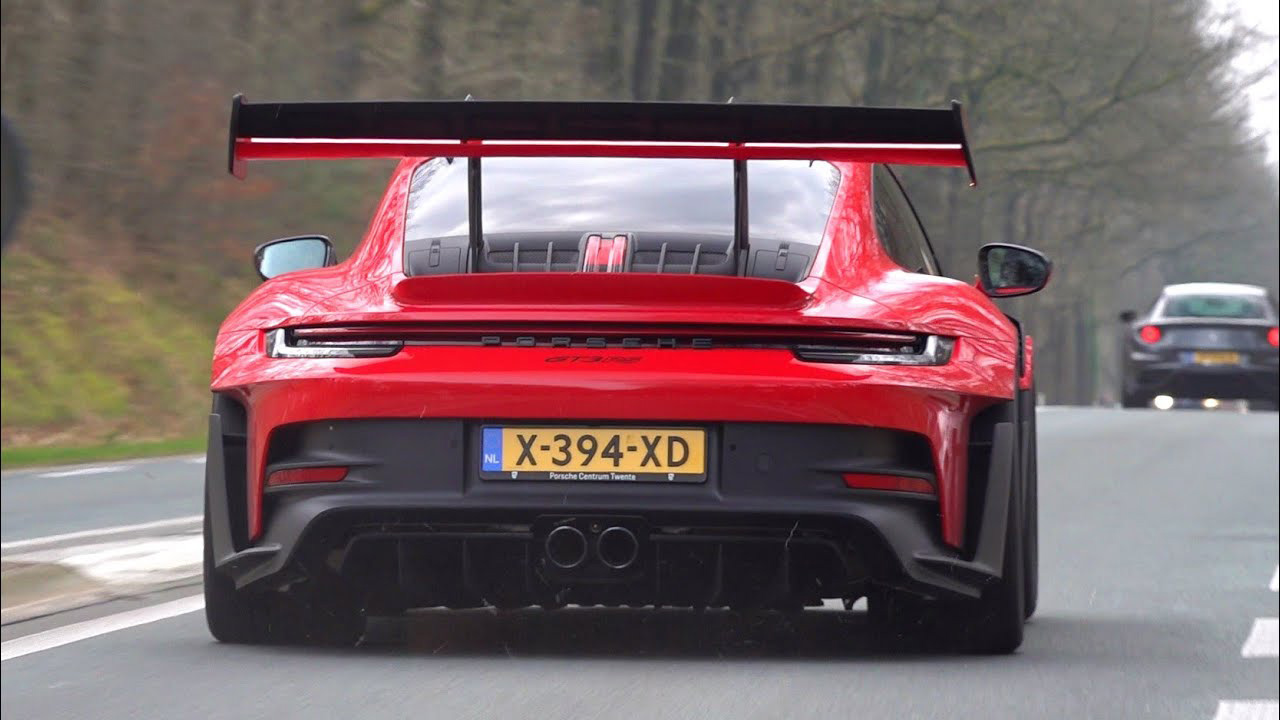 Supercarros aceleram nas ruas: SF90, SVJ, 992 GT3 RS, 600LT, BRABUS 992 ...