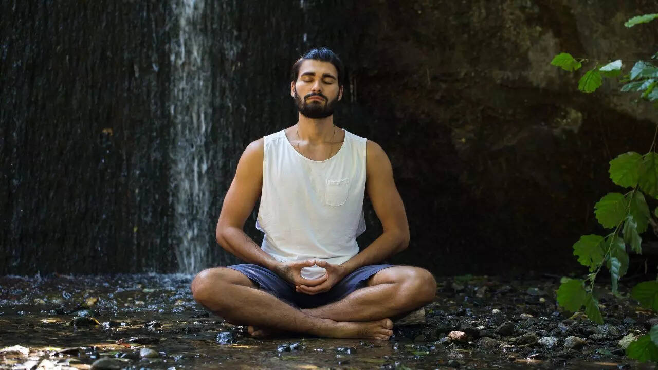 Break the loop: How a dopamine detox can finally help you stop overthinking