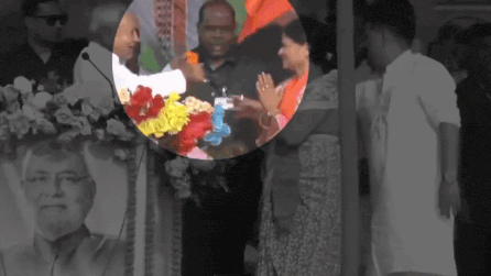 ‘Gazab aadmi hai’: Nitish Kumar’s awkward garland moment goes viral