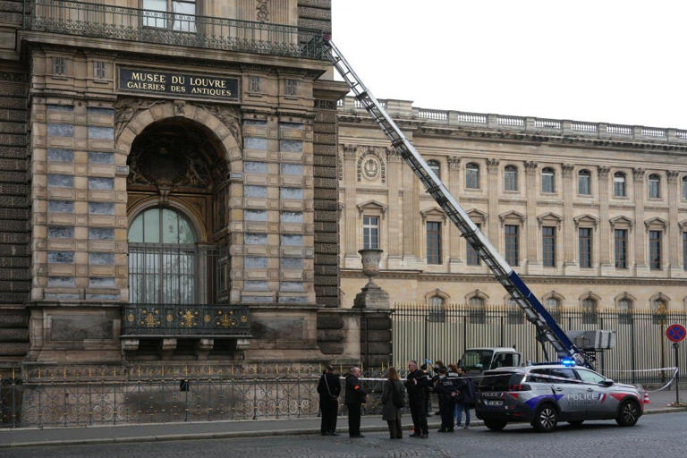 Louvre heist latest: Seven suspects arrested, no jewellery recovered