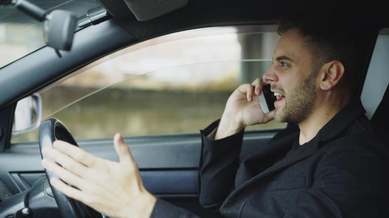 Fear of Road Trips? The Hidden Psychology Behind Long-Car Anxiety