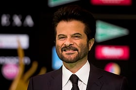 From Bollywood to business, fake faces commit real frauds: Time for law ...