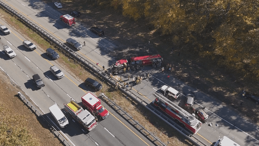 Five injured in truck crash on Interstate 95 in East Greenwich