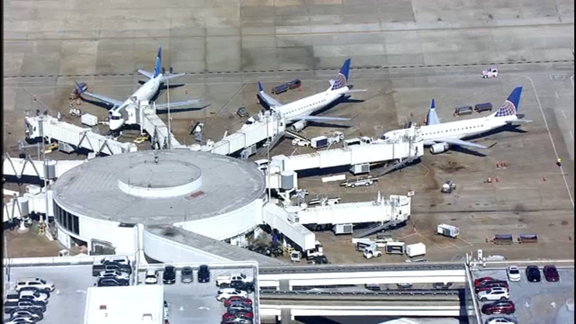 Long TSA waits at Houston airports due to spring break travel, partial ...
