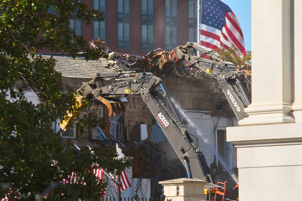 east-wing-demolition-continues-long-line-of-white-house-renovations